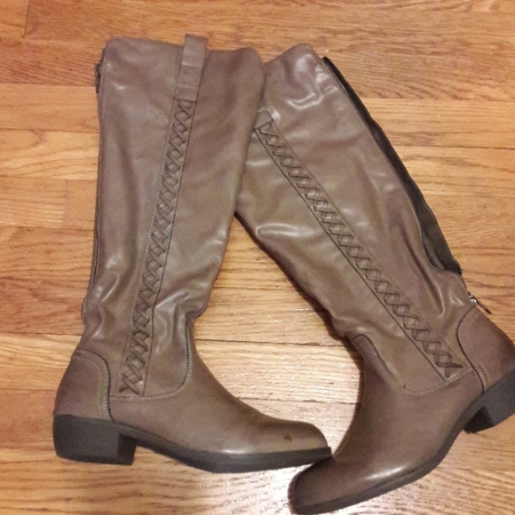 MIA Shoes - Mia Crossings Sz. 8 1/5 tan light  brown boots